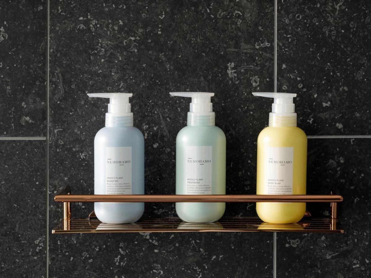 Good Nature Hotel Kyoto Buitenkant foto Shampoo, conditioner and body wash