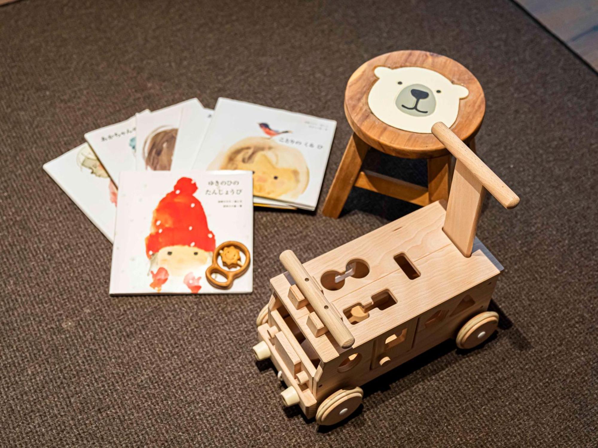 Good Nature Hotel Kyoto Kamer foto Wooden toys